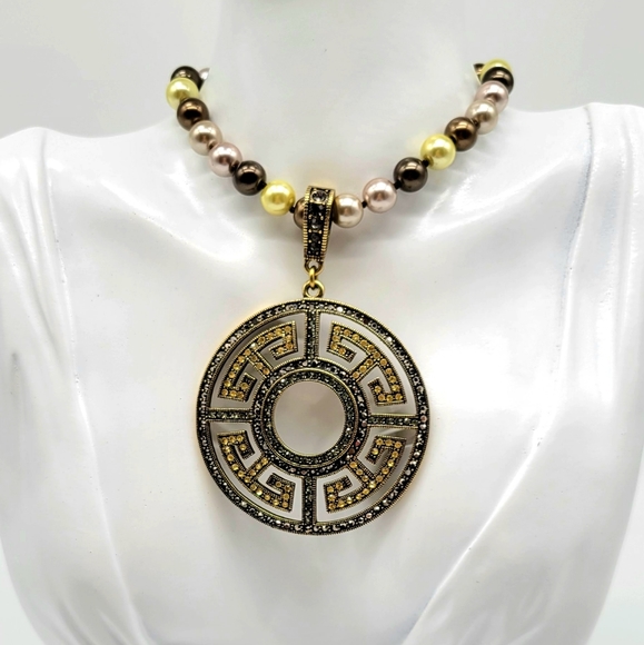 Heidi Daus Greek Key Medallion Enhancer Pendant on Multicolor Pearl Necklace - Picture 5 of 12